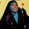 ببینید | خواندن آهنگ سلام فرمانده توسط الهام چرخنده | احترام نظامی الهام چرخنده به نوای سلام فرمانده